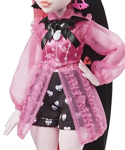Monster High Doll Draculaura with Accessories and Pet Bat Posable Fashion Doll with Pink and Black Hair 0 3